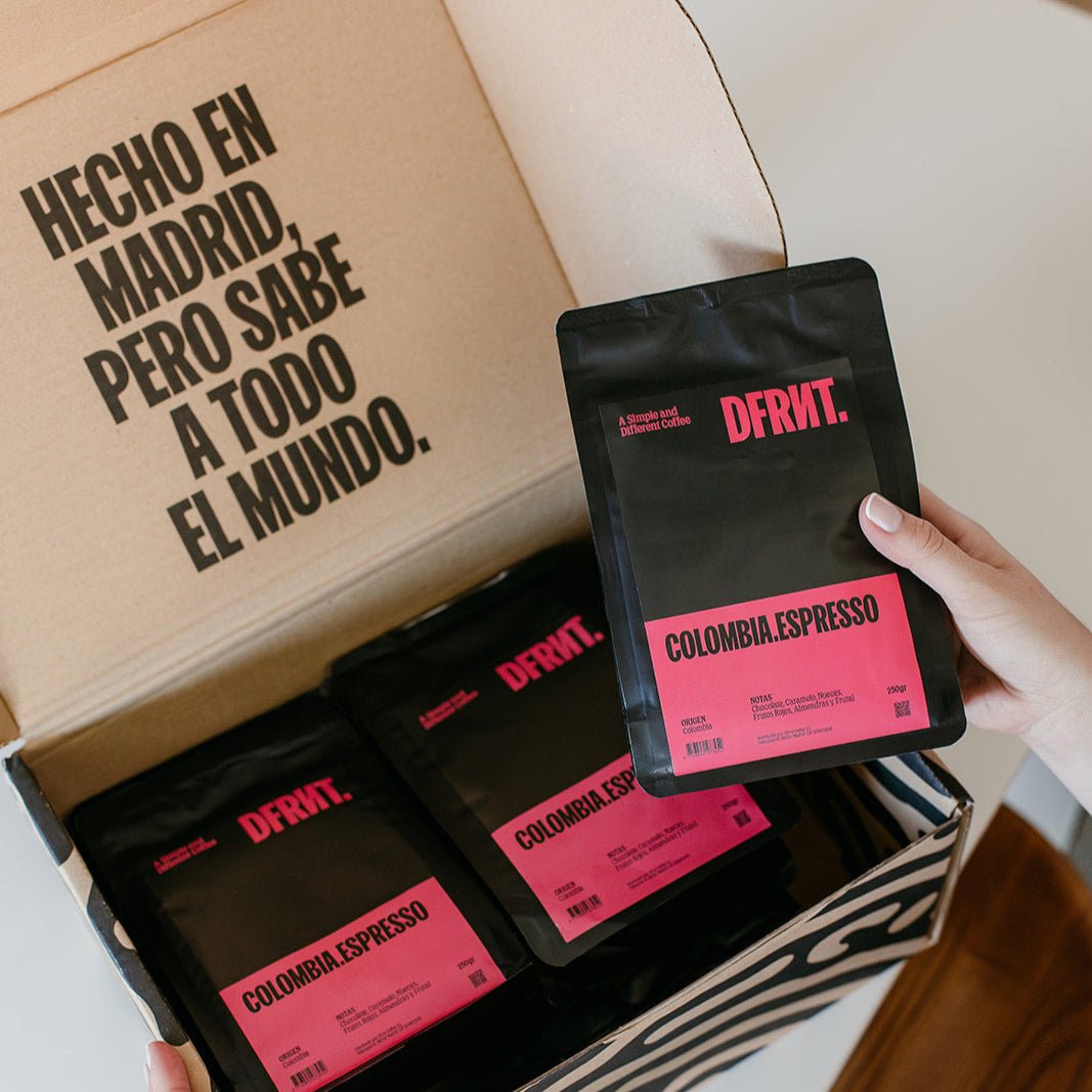 Pack 4 Bolsas Colombia.Espresso | Café Especialidad en grano + Accesorio | DFRNT Coffe